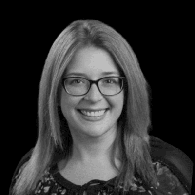 Amanda Lowry headshot